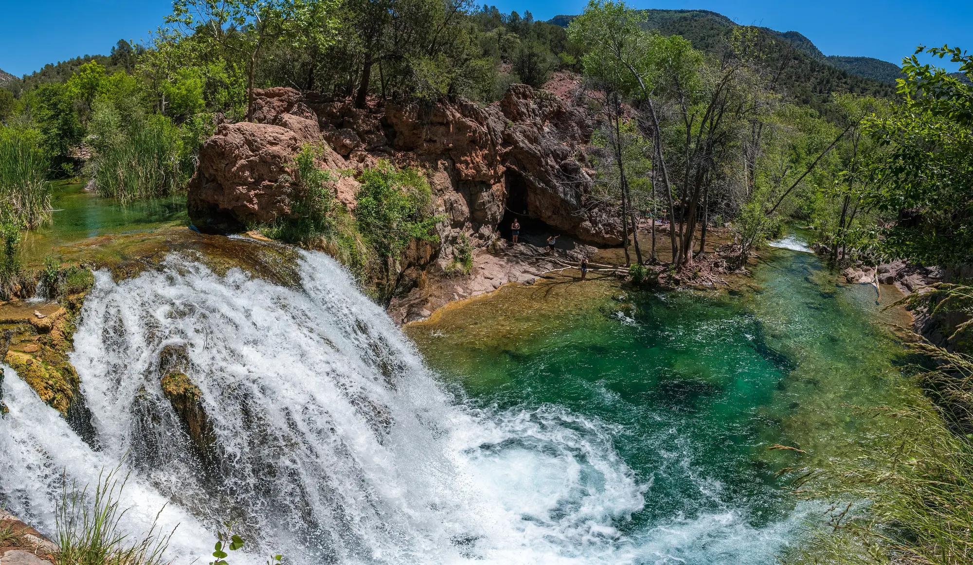 Waterfall Trail on Fossil Creek, Arizona